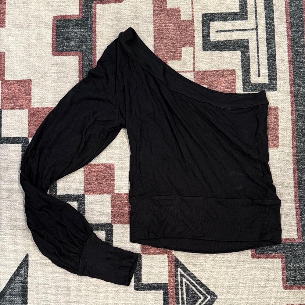 Free People one shoulder top, size small NWOT